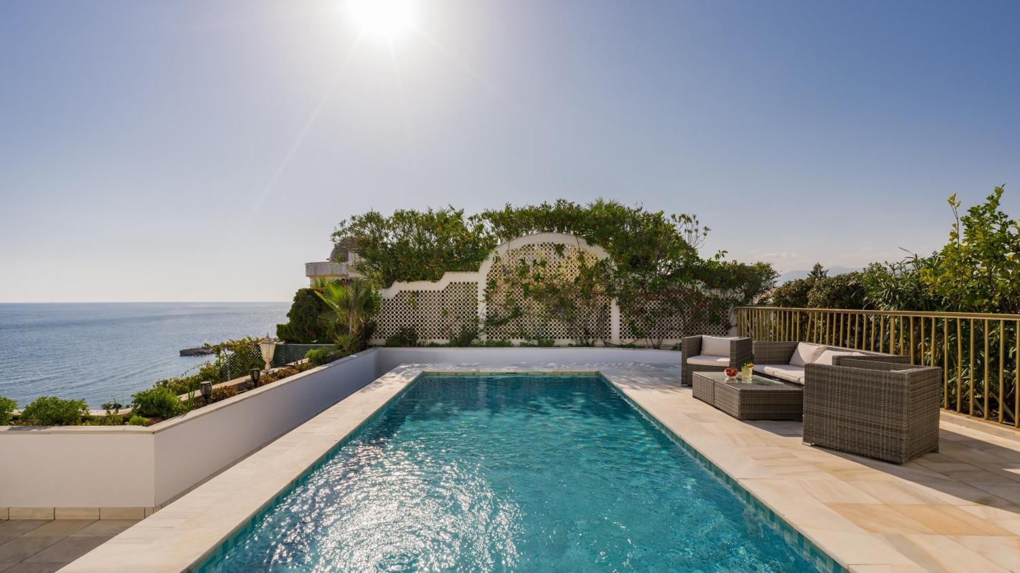 Sky Villa Marbella Exterior photo